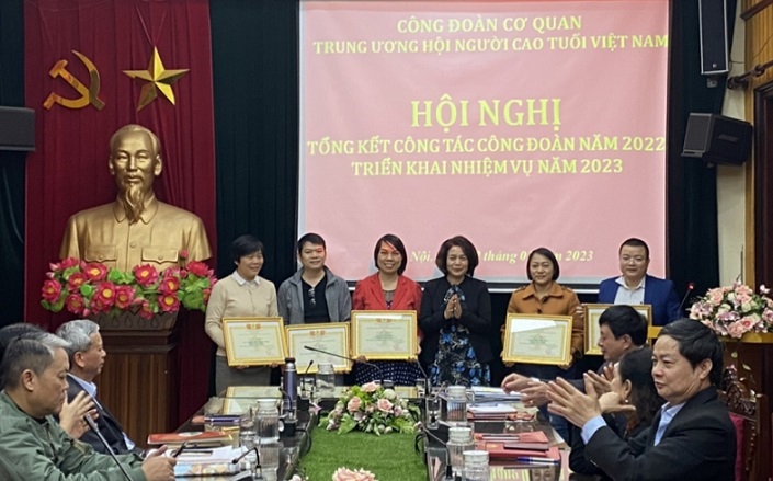 Công đoàn cơ quan Trung ương Hội Người cao tuổi Việt Nam: Tổng kết công tác năm 2022 và triển khai phương hướng, nhiệm vụ năm 2023